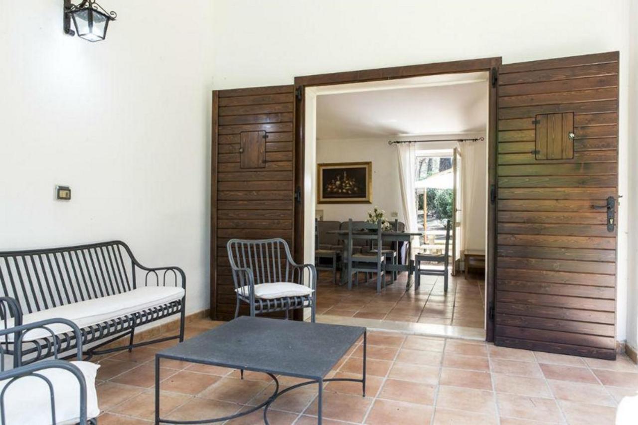 Villa Biancospini, , Le Case Di Aurelia Guesthouse Кастелланета-Марина Екстер'єр фото